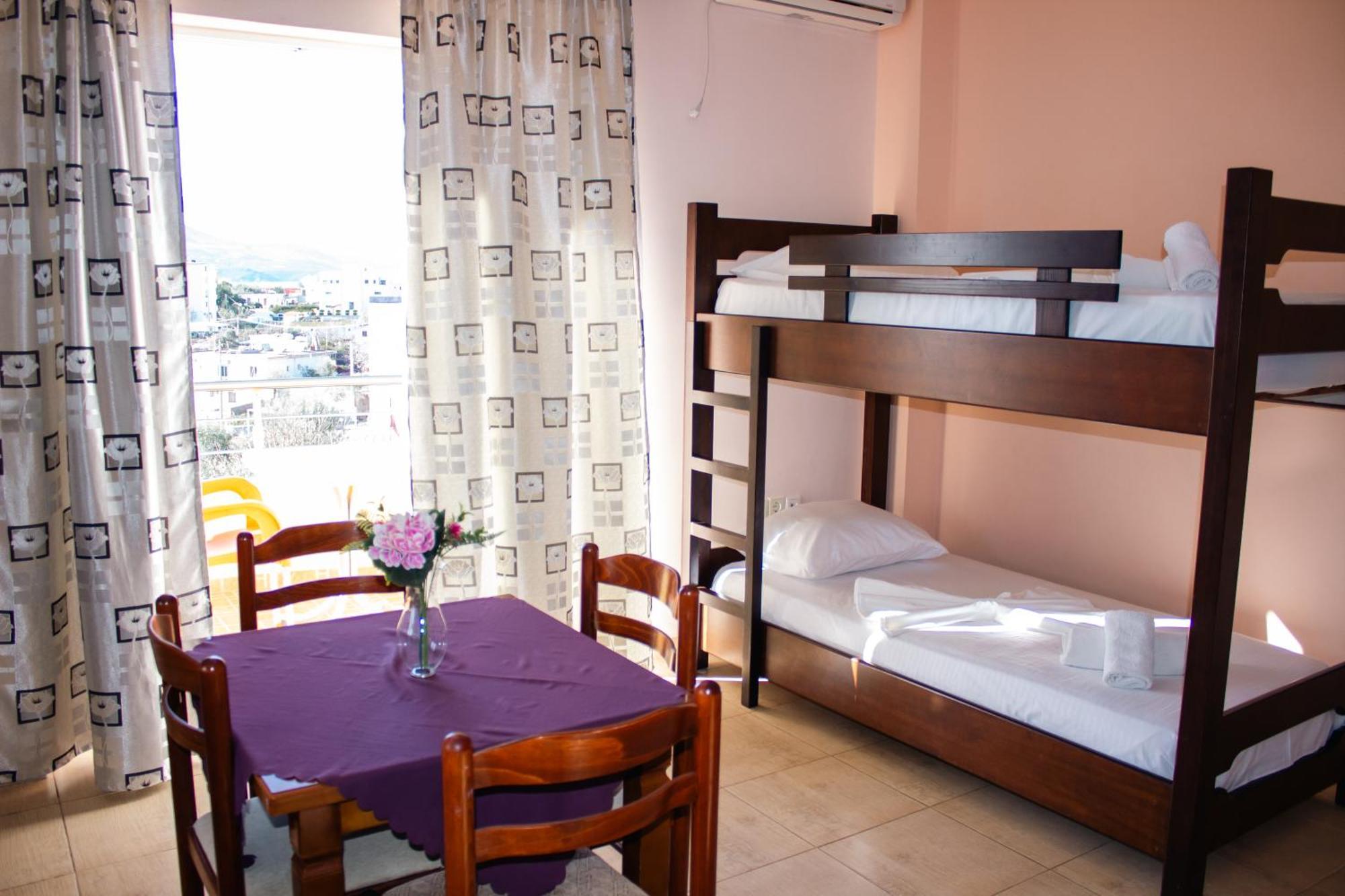 Ionian Luxury & Hotell Ksamil