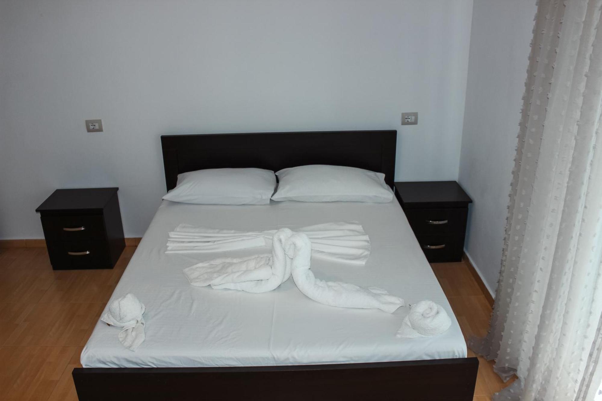 Ionian Luxury & Hotell