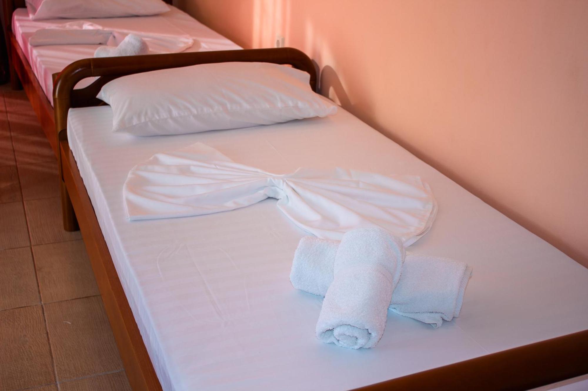 Ionian Luxury & Hotell
