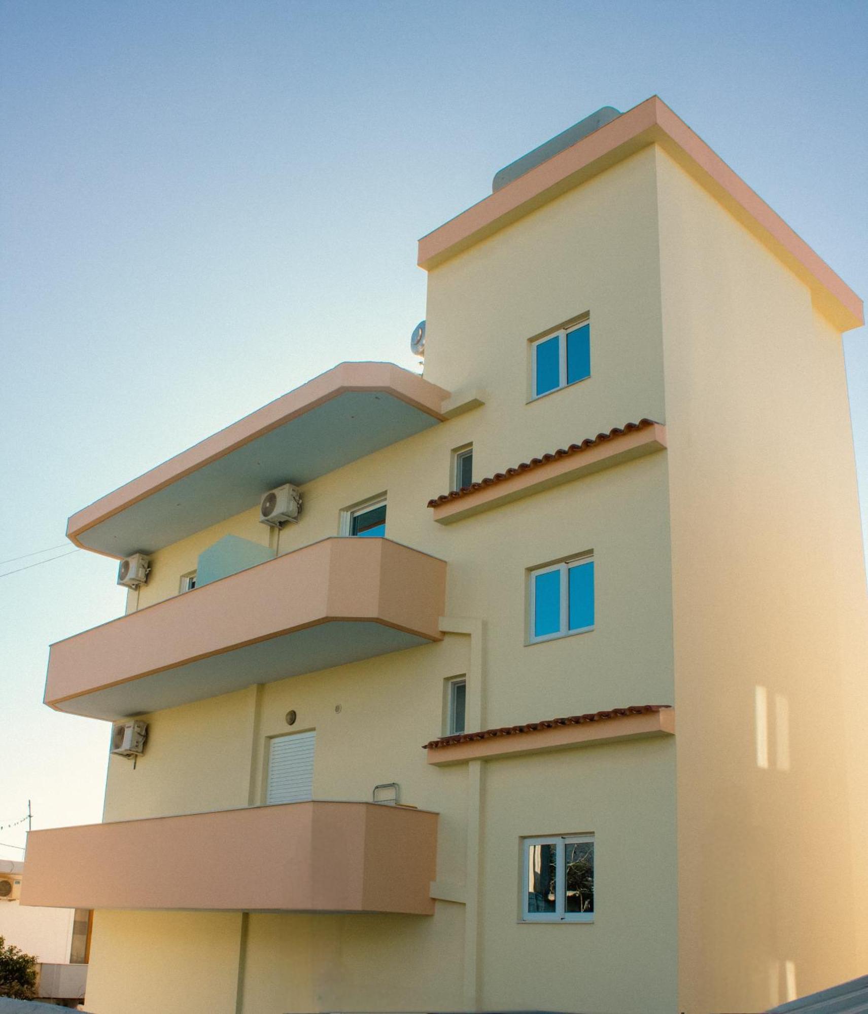 Ionian Luxury & Hotell